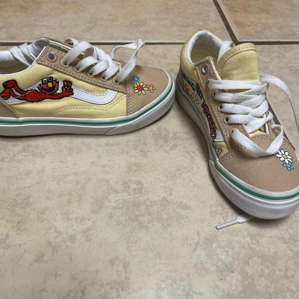 Sesame Street X VANS